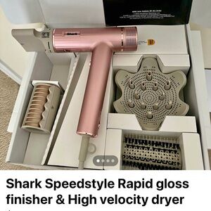Shark rapid blowdryer Several attachments . Brand new still
In box